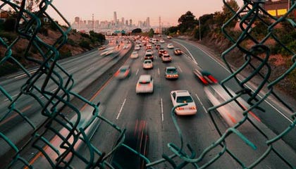 伊朗66轮反击落下，美方保证：不攻击伊朗能源基础设施，未来或解除伊朗石油限制