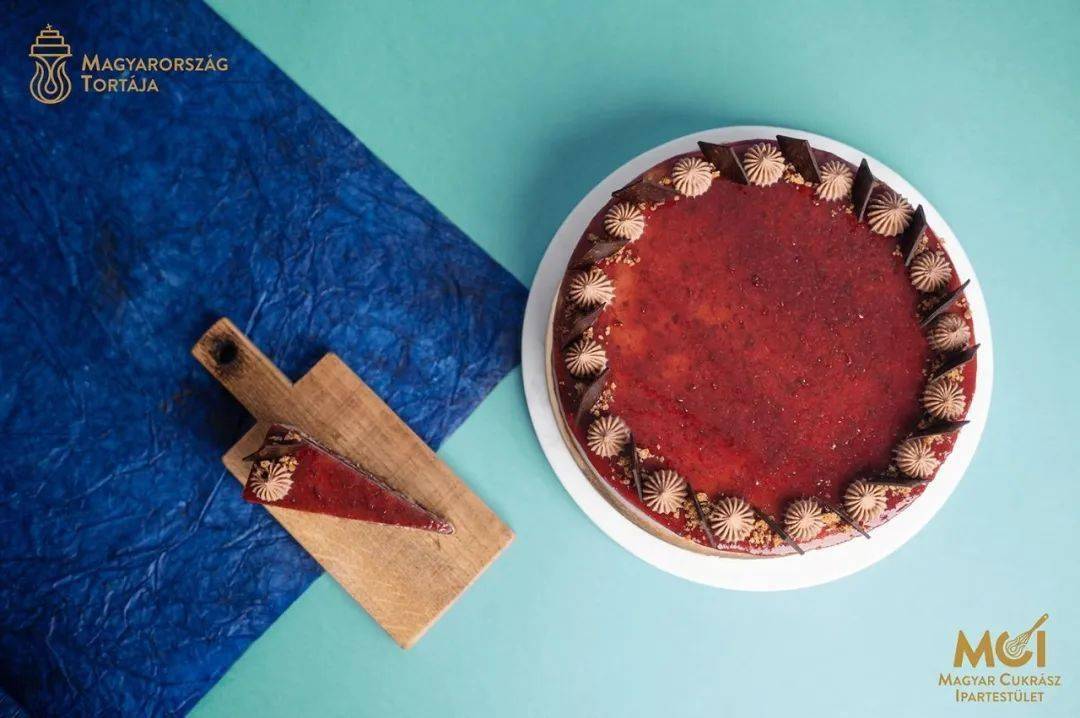 [欧易居·生活] 2022年匈牙利年度蛋糕