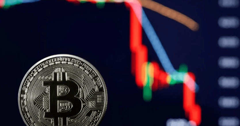 这是比特币价格的下一步，它会飙升至 28,000 美元还是回落至 20,000 美元？