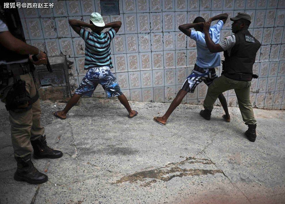 总统带头，举国炒币，拉美小国萨尔多瓦为何如此魔幻？