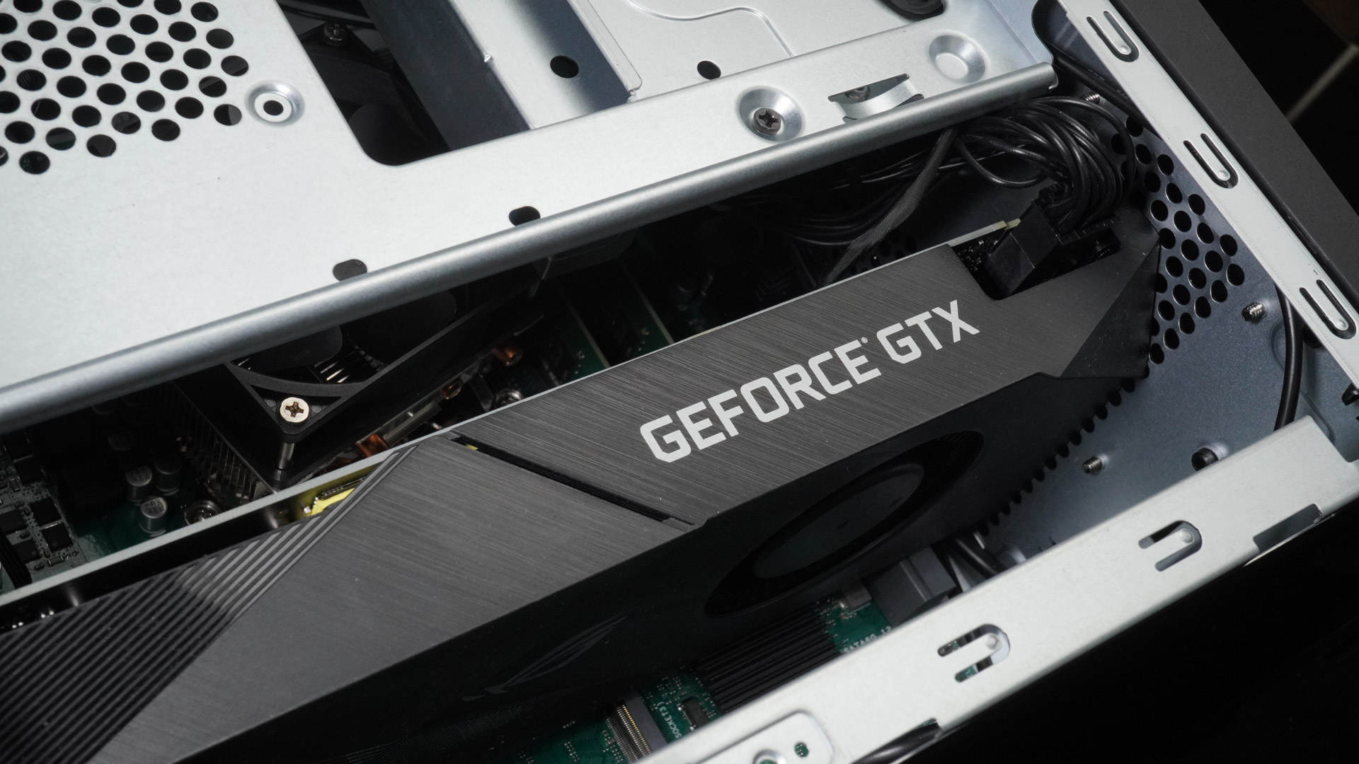 尽显大厂风范 - 华硕天选X 12代i5版