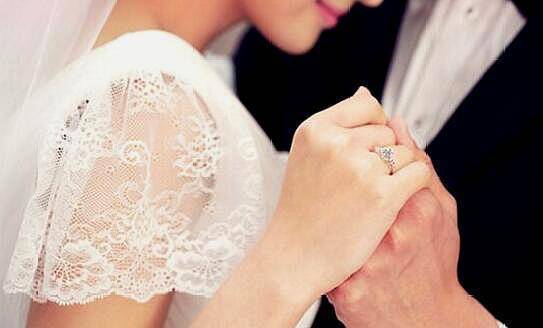 在地球上钻石其实并不稀缺，那么为什么钻石会这么珍贵？