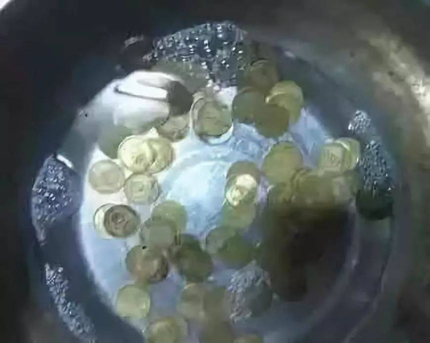 小心！你收藏的梅花套币可能是水洗币！