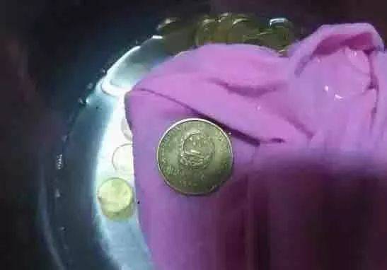 小心！你收藏的梅花套币可能是水洗币！