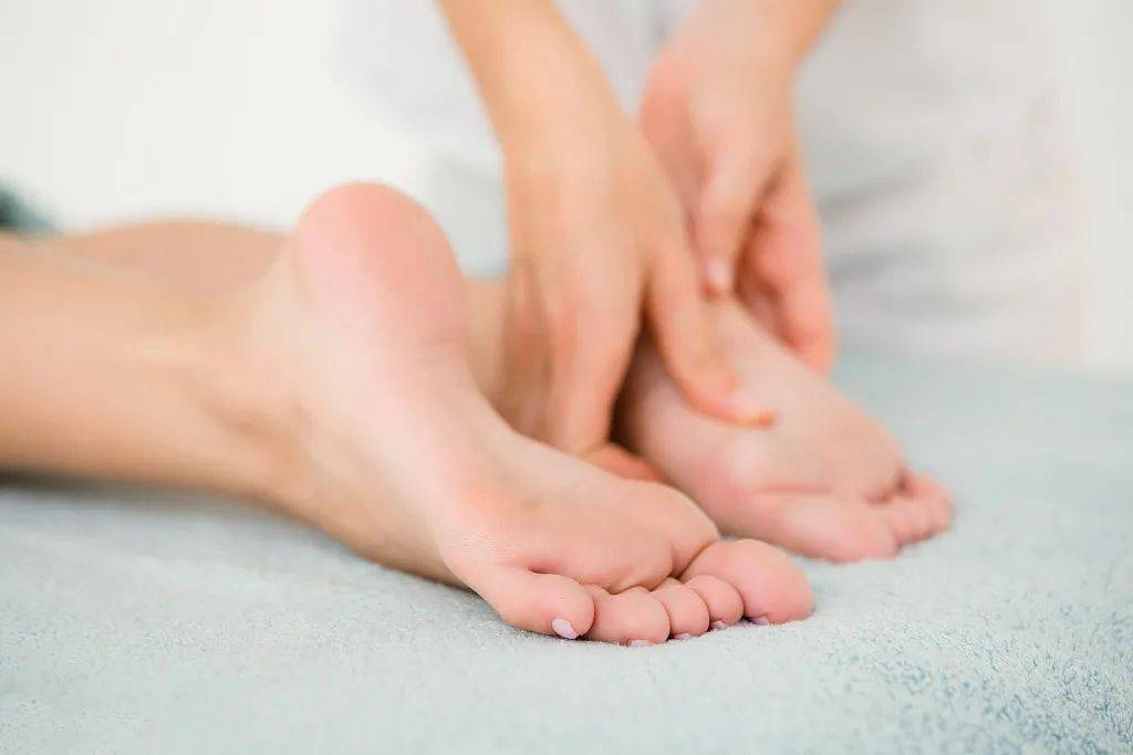 为什么说：“体内有病脚先知”？