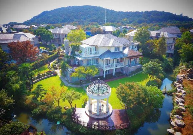 3000万网民币！张艺谋急售无锡临湖别墅，不要错过