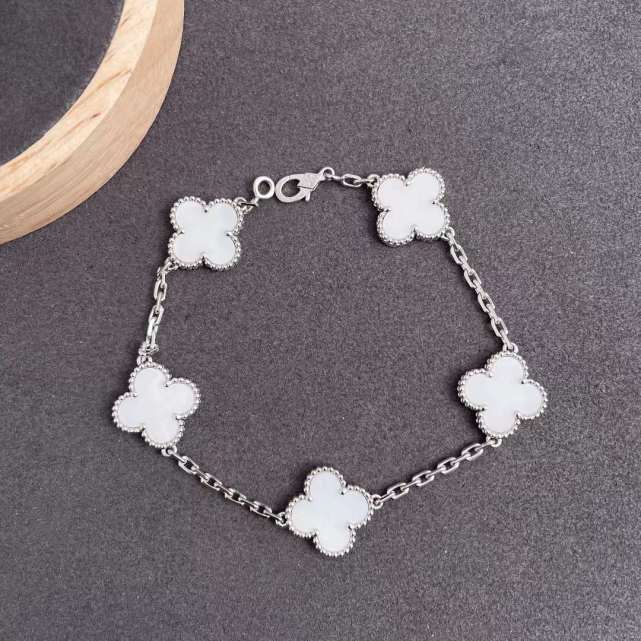 长沙珠宝首饰回收，奢侈品牌的珠宝首饰可以回收吗