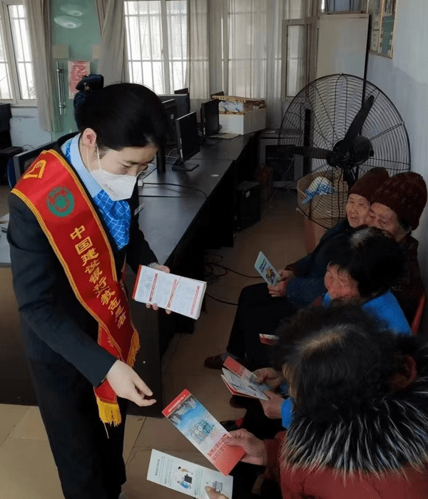 建行潍坊分行：组织开展反假货币及人民币知识宣传活动