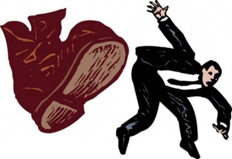 交易所出手！2天内5家公司被终止上市，有公司连续11个一字跌停