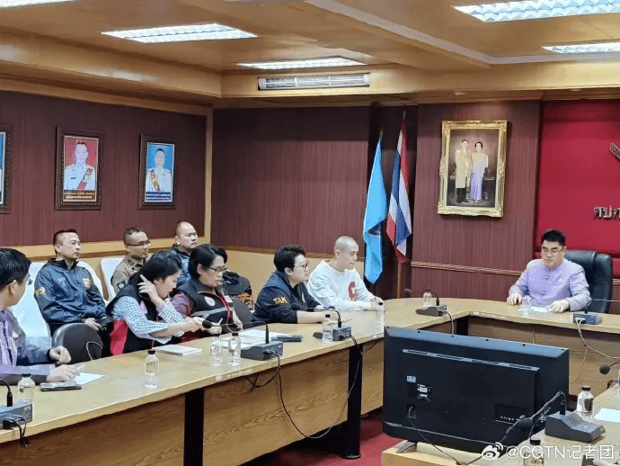 演员王星已被接到泰国，画面曝光！另一位23岁小伙也失联，家人被威胁