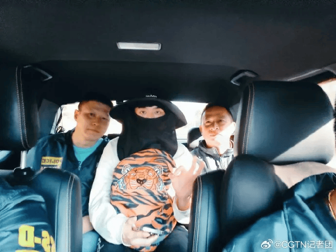 演员王星已被接到泰国，画面曝光！另一位23岁小伙也失联，家人被威胁