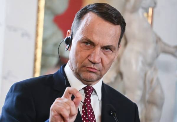 波兰外长“威胁”特朗普：诺贝尔和平奖我们欧洲人说了算哟