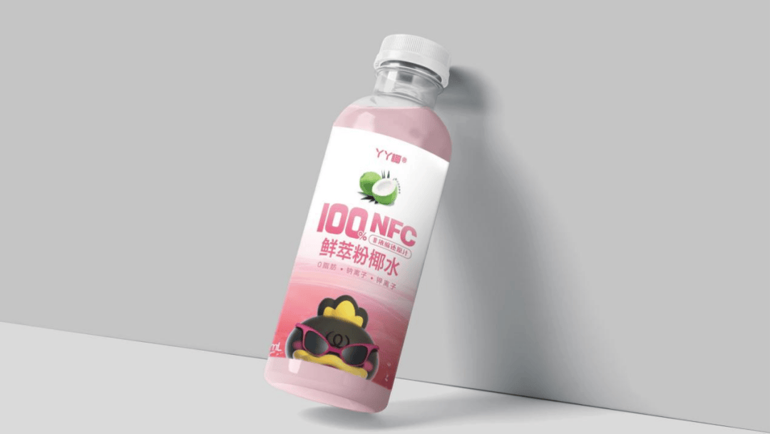 打着“配料表干净”旗号的椰子水，其实在偷偷往里猛加糖