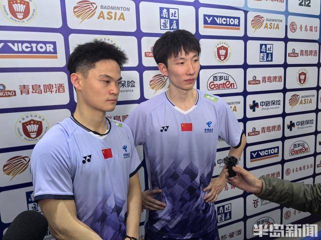 在青岛上演惊天大逆转！中国队3:2险胜日本队，挺进羽毛球亚团赛决赛