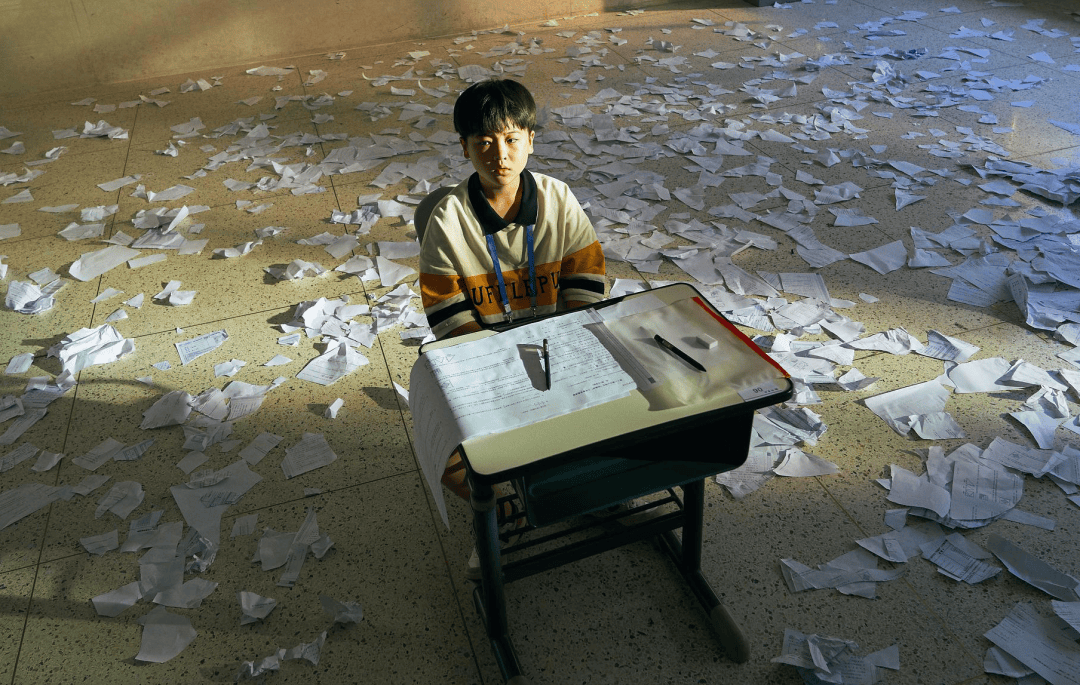 学生禁玩手机，催生孩子间的地下交易