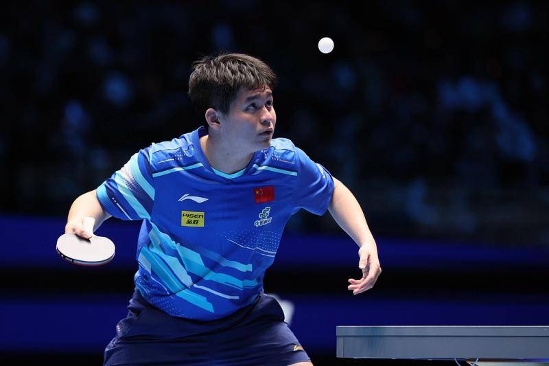 乒乓球世界杯｜林诗栋挑战卡尔伯格 王曼昱对决张本美和