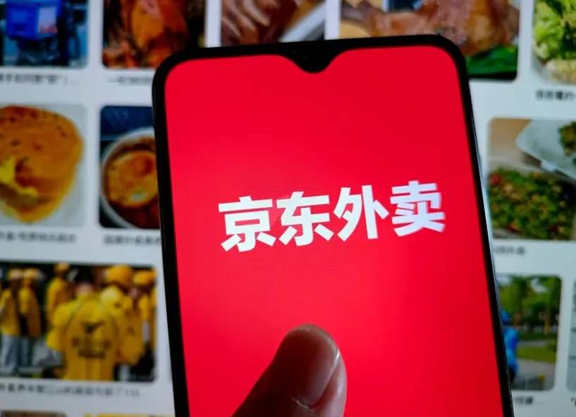 刘强东回忆给物流老兄弟们敬酒：他干了我也干了，几桌下来喝了半斤白酒彻底断片了