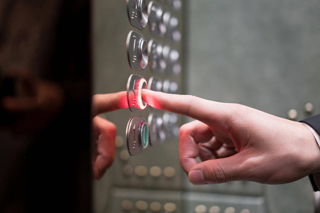 3380元误写成338元，直到消费者预约入住才发现