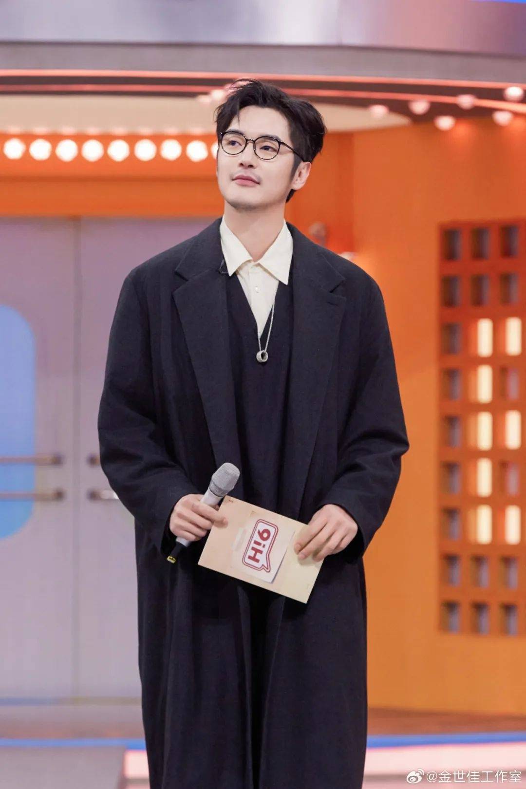 上戏回应黄晓明考博：不管是公众人物还是普通考生，都是一视同仁