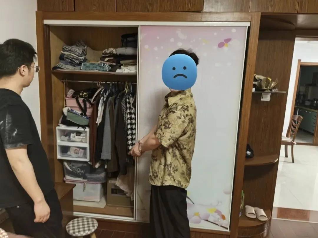 江苏一男子戴仿真“人皮”面具入室盗窃，流窜多个小区作案，涉案金额达15万余元