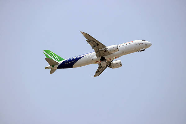 美国等急了：稀土出口还不松，那不给中国航空技术