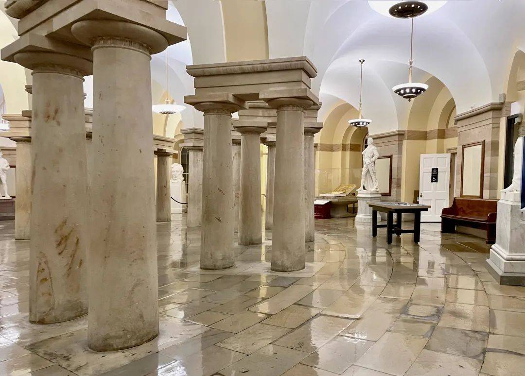 法院宣布特朗普关税政策无效 ，对华关税或降至12%？