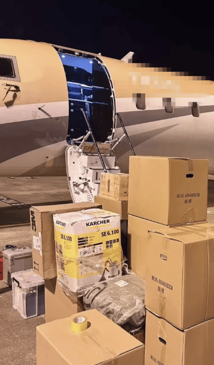 “坐飞机发现旁边放着冷链海鲜”，航空公司兼职送货给出差人整破防了