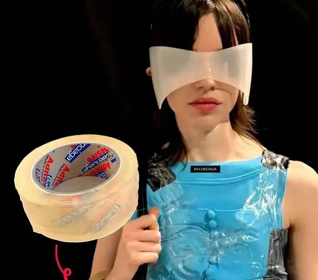 4500元一条！巴黎世家平角短裤造型半身裙惹争议，此前曾有多款产品被质疑像“智商税”