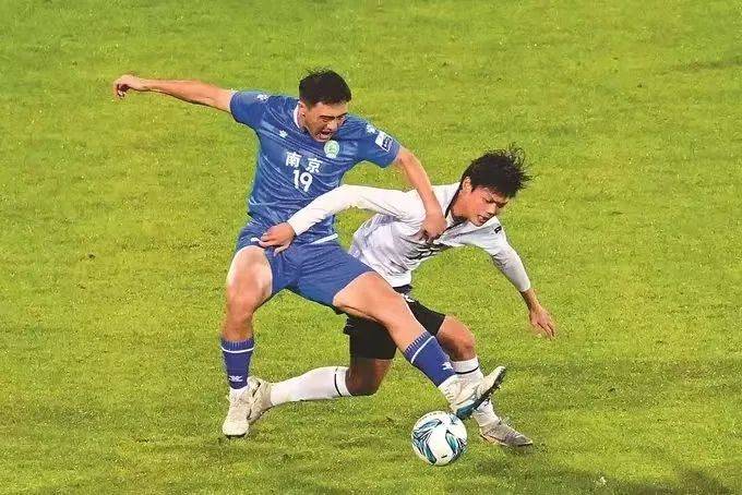 瞭望评 | “苏超”，到底踢的是什么