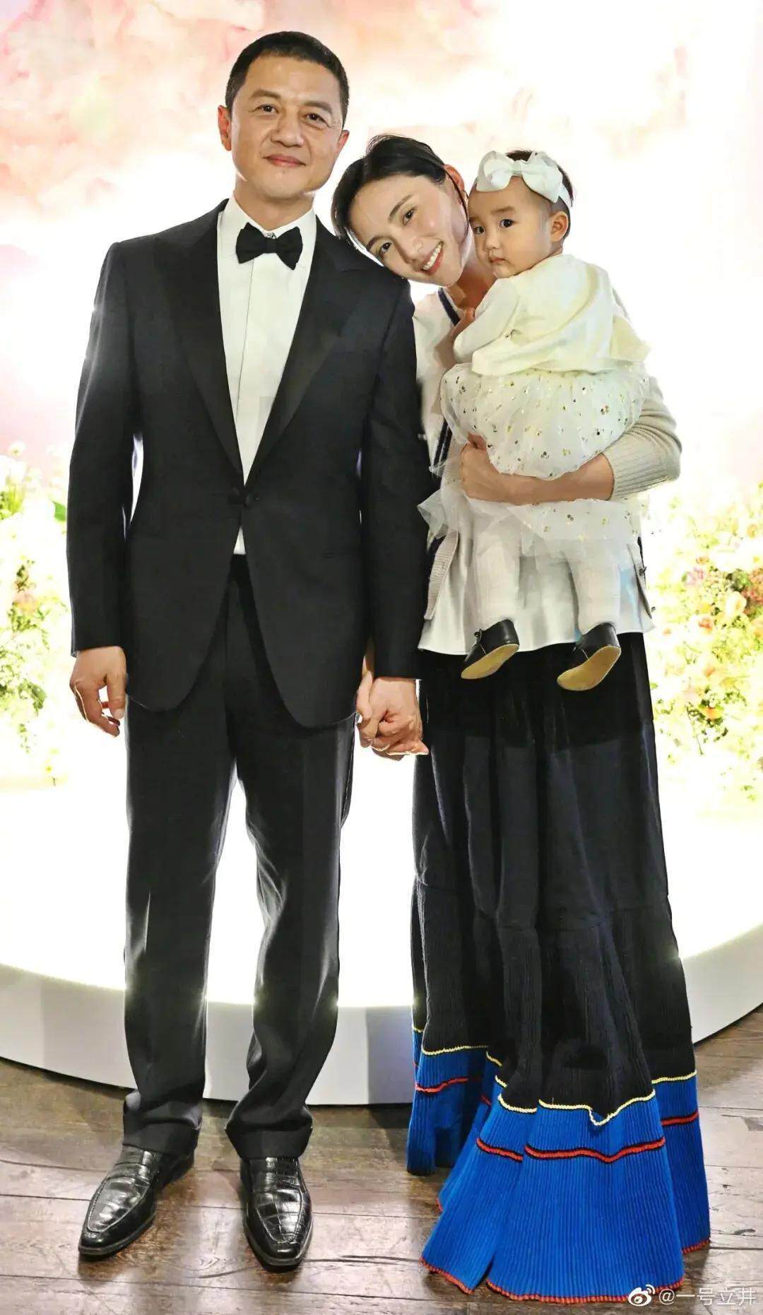 李亚鹏为何不拍戏还债？妻子回应：他有自己的人生目标