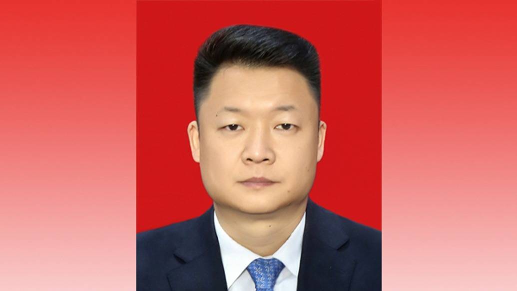 出生于1984年，彭韬出任湖南娄底新化县委书记