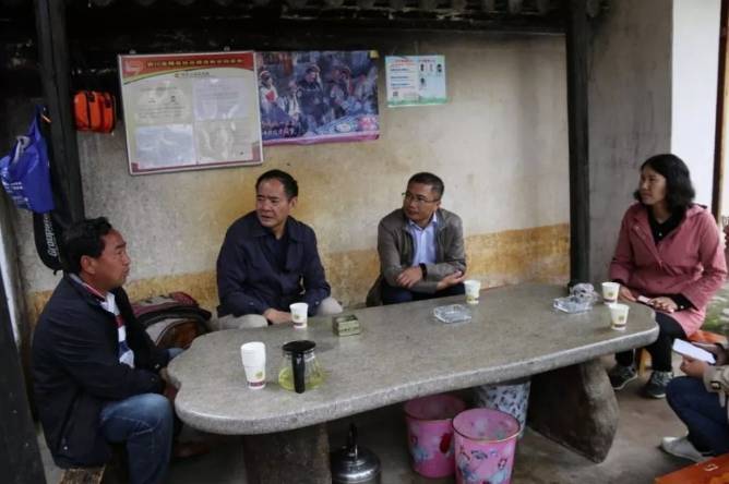 大理市委原书记席杨志东二次被查，20年多前因超标车被降职