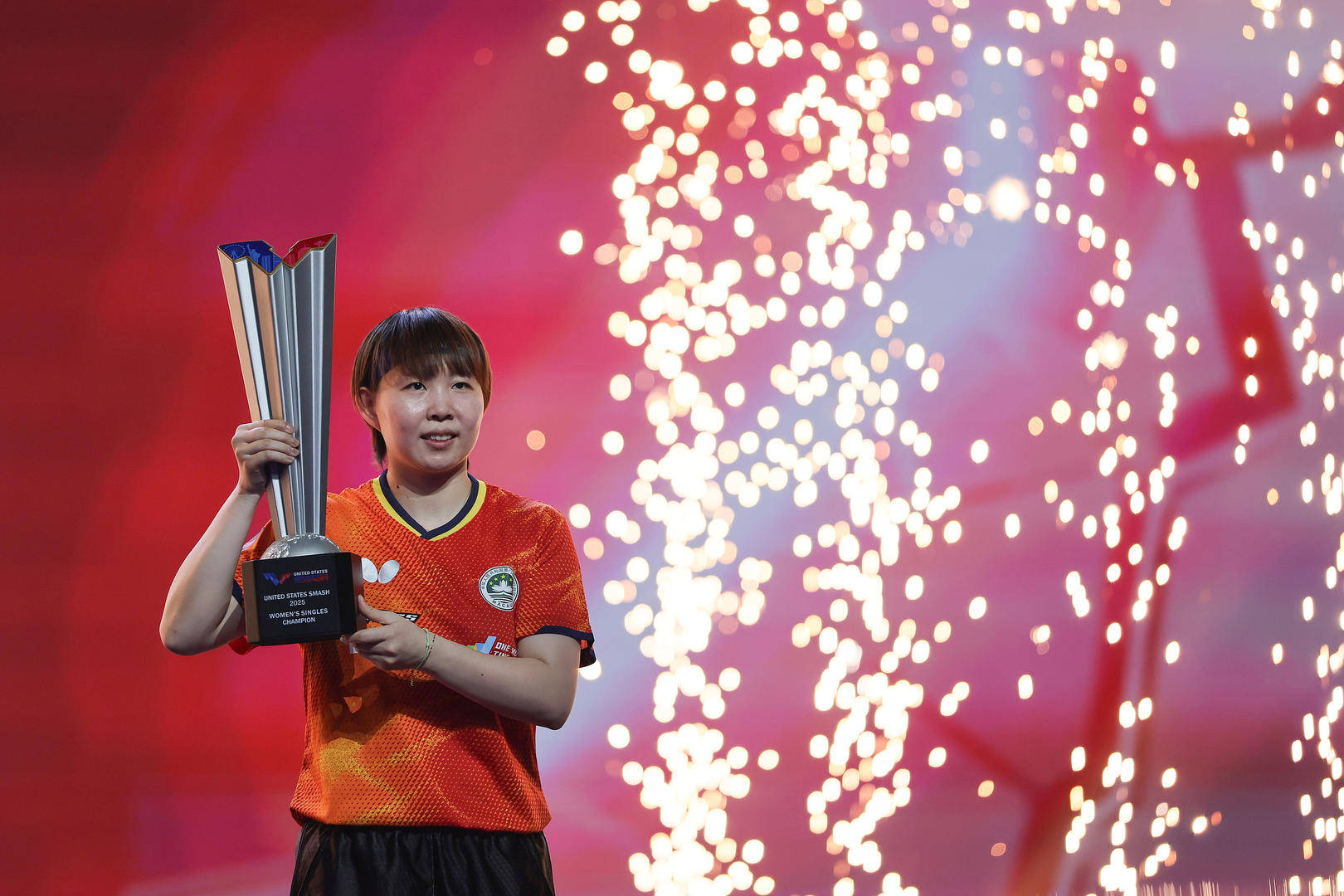 父亲回应“朱雨玲复出夺冠”：赢就赢了输就输了，打完回来上班