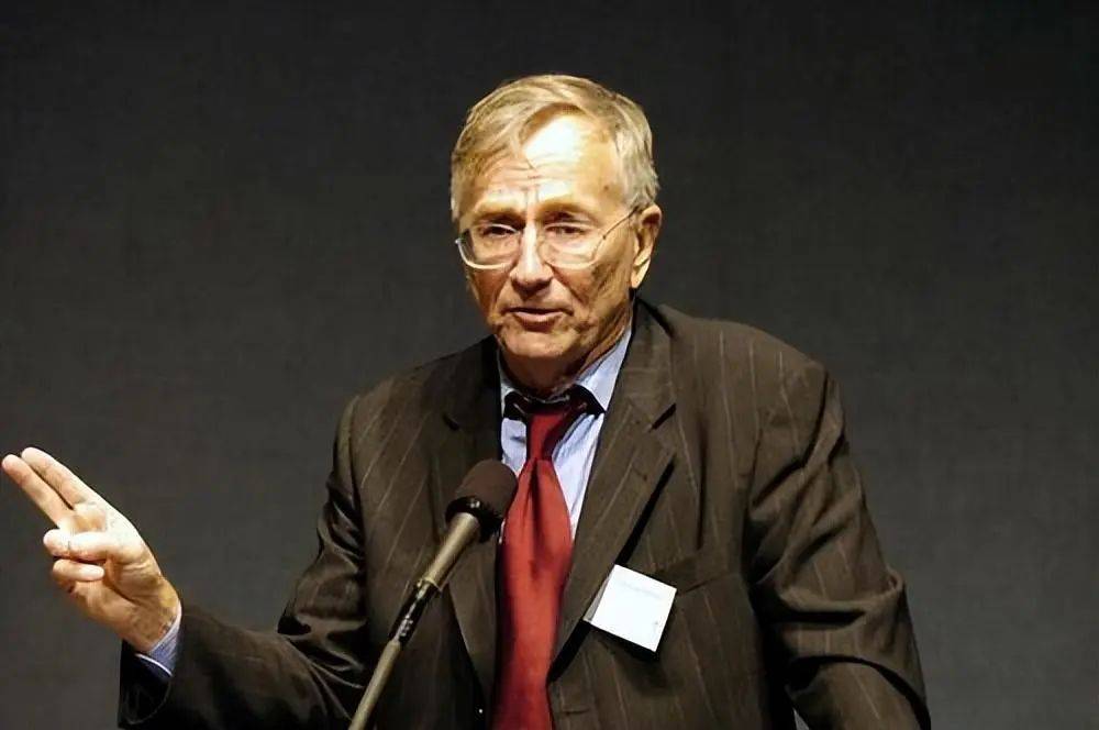 军事 | 流放泽连斯基？