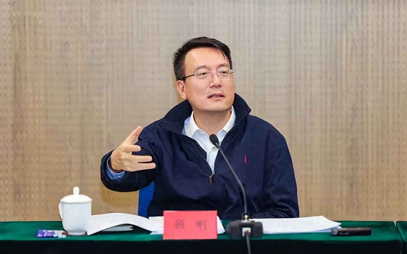 他或将成为全国副省级城市政府最年轻“一把手”