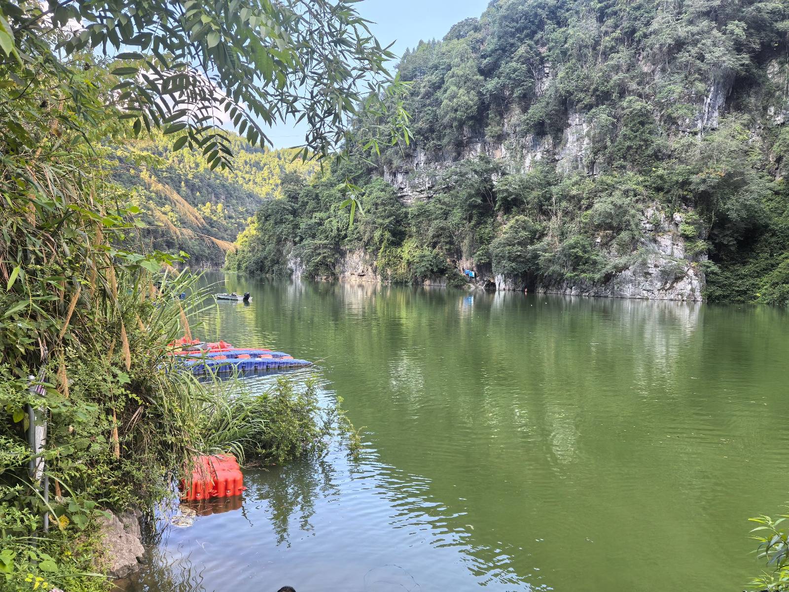 被困水下溶洞5天男子发声：获救前分不清白天黑夜，气瓶只剩4%氧气