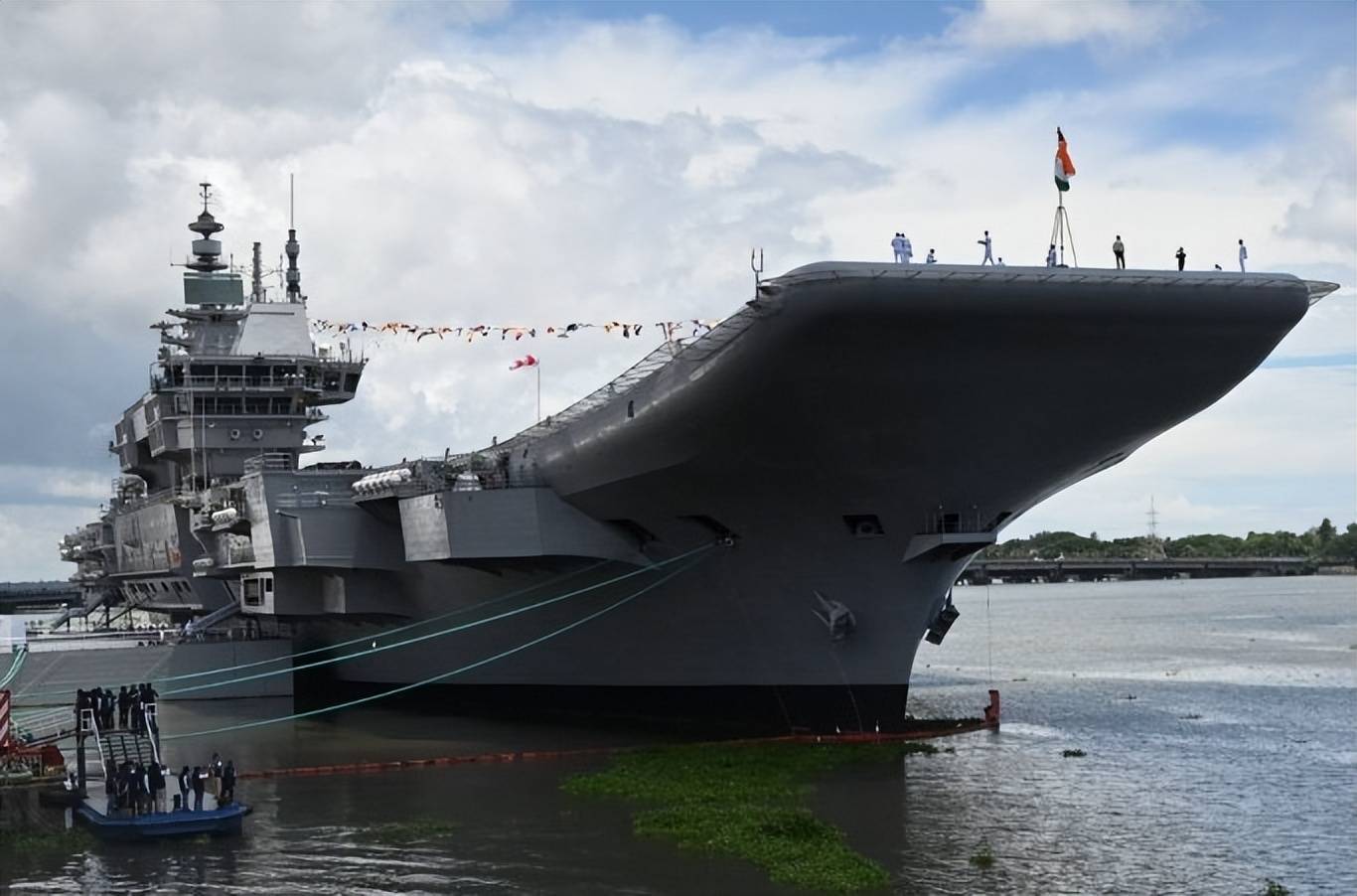 俄唯一航母或被出售，当年1美元买航母的印度，这回不当冤大头