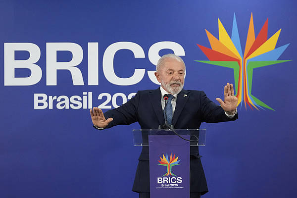巴西总统卢拉：我要给中印打电话，讨论金砖联手应对特朗普