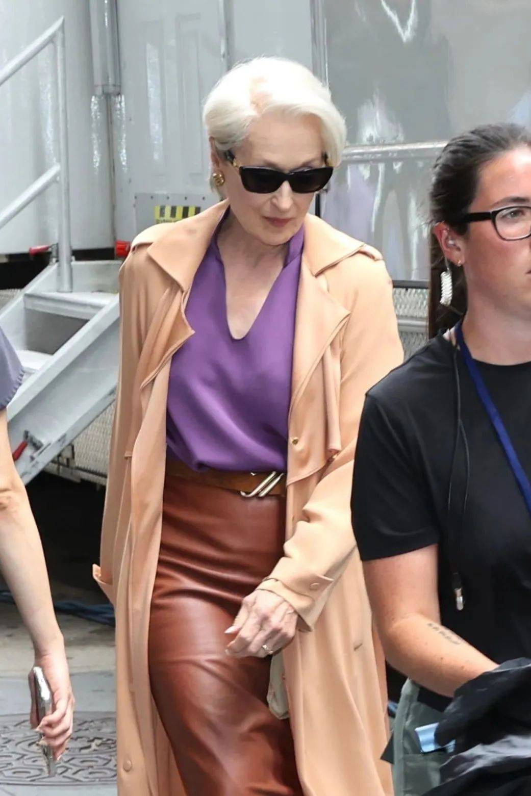 质感女人怎么都在穿这个颜色？