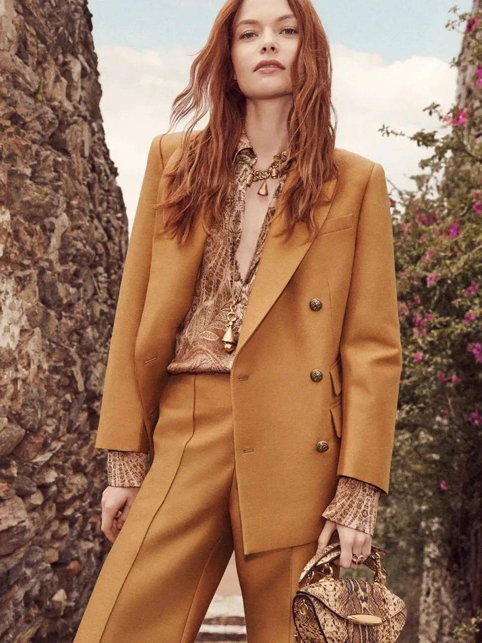 质感女人怎么都在穿这个颜色？