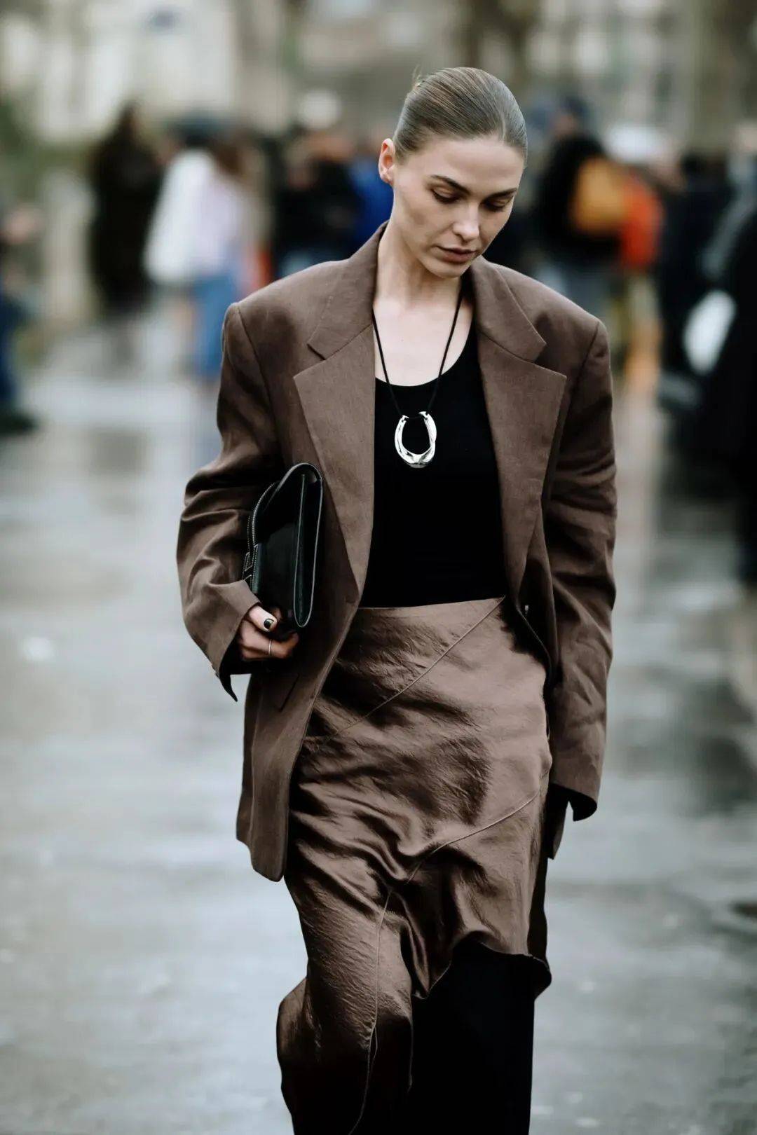 质感女人怎么都在穿这个颜色？