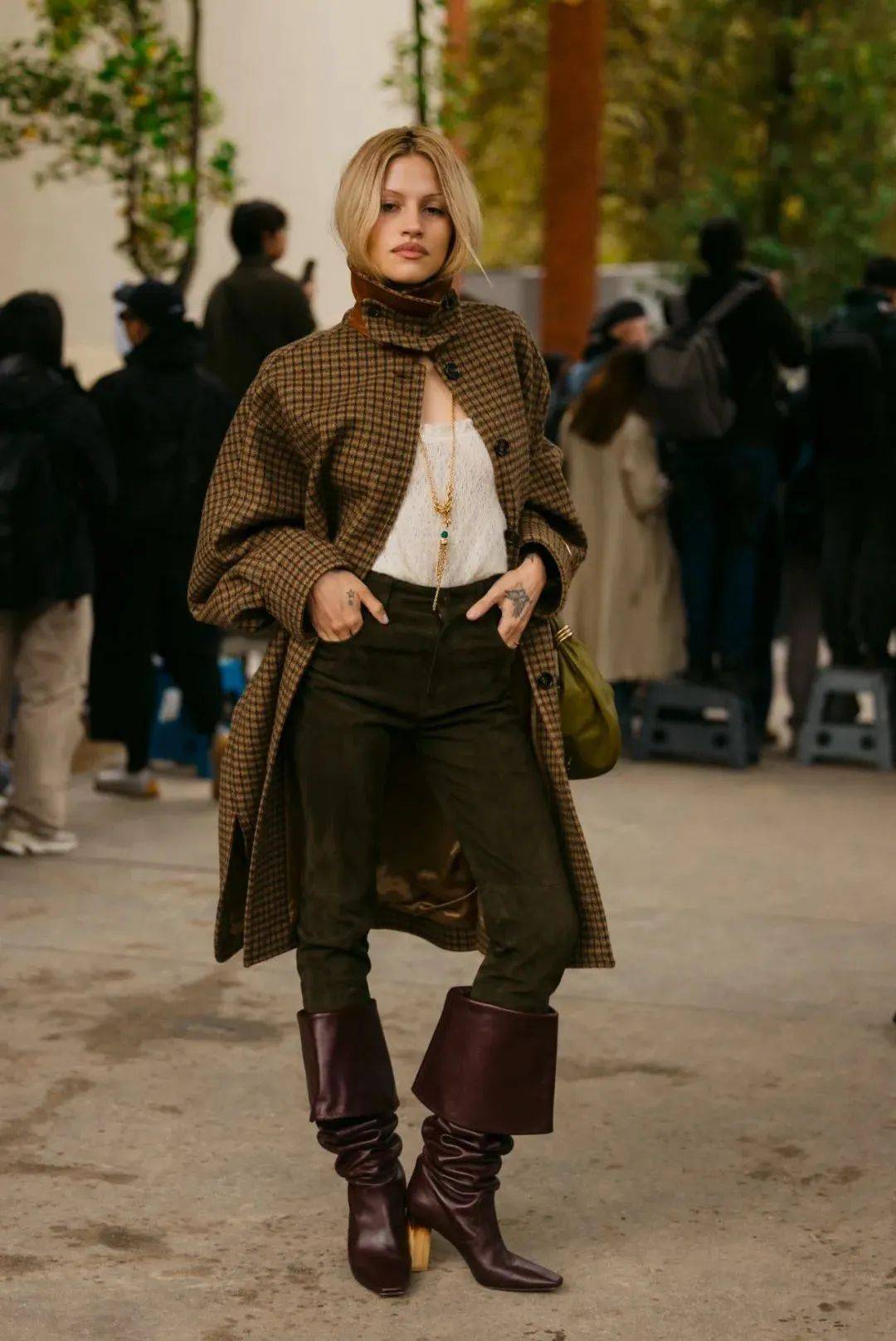 质感女人怎么都在穿这个颜色？