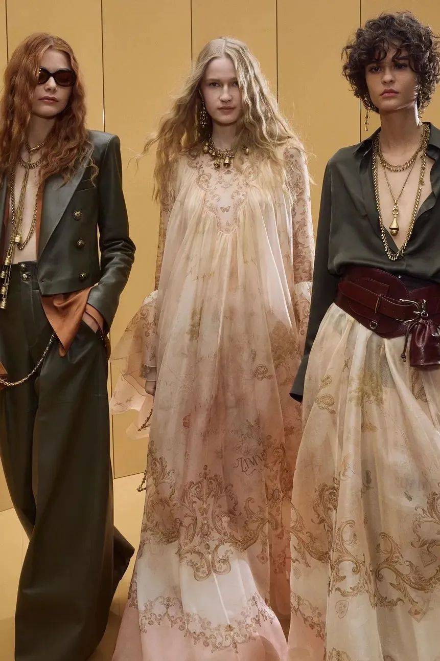 质感女人怎么都在穿这个颜色？