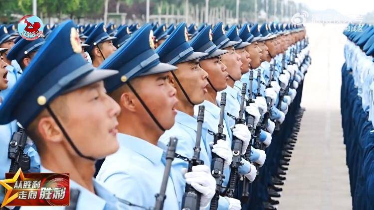 九三阅兵倒计时5天！空中梯队多型新机将首次受阅 队员练就“米秒不差”