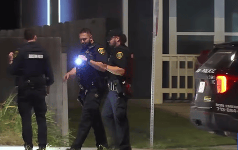 11岁熊孩子按门铃玩恶作剧，被邻居枪击身亡！