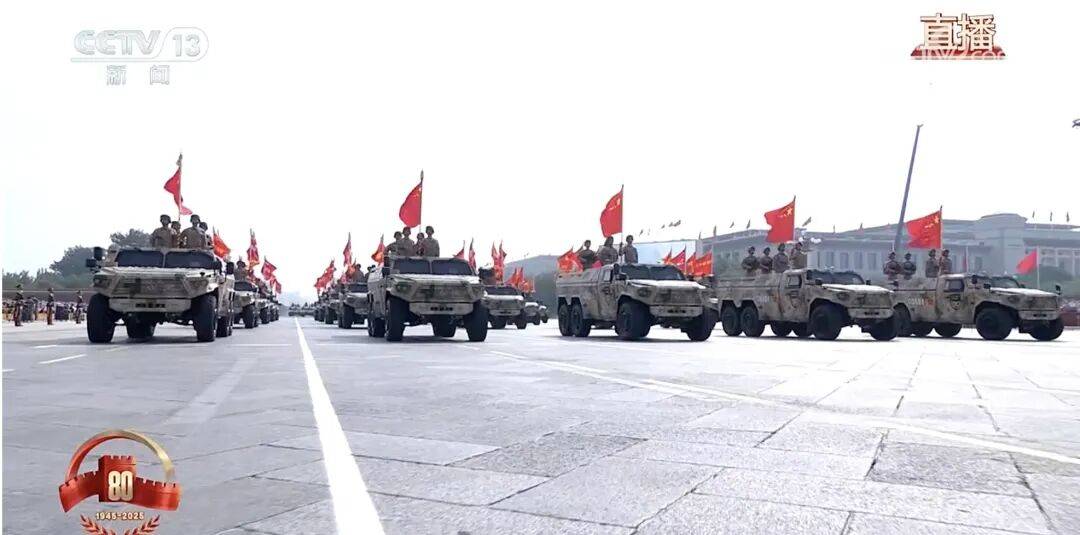 唯一一个全女兵方队！民兵方队，亮相阅兵场