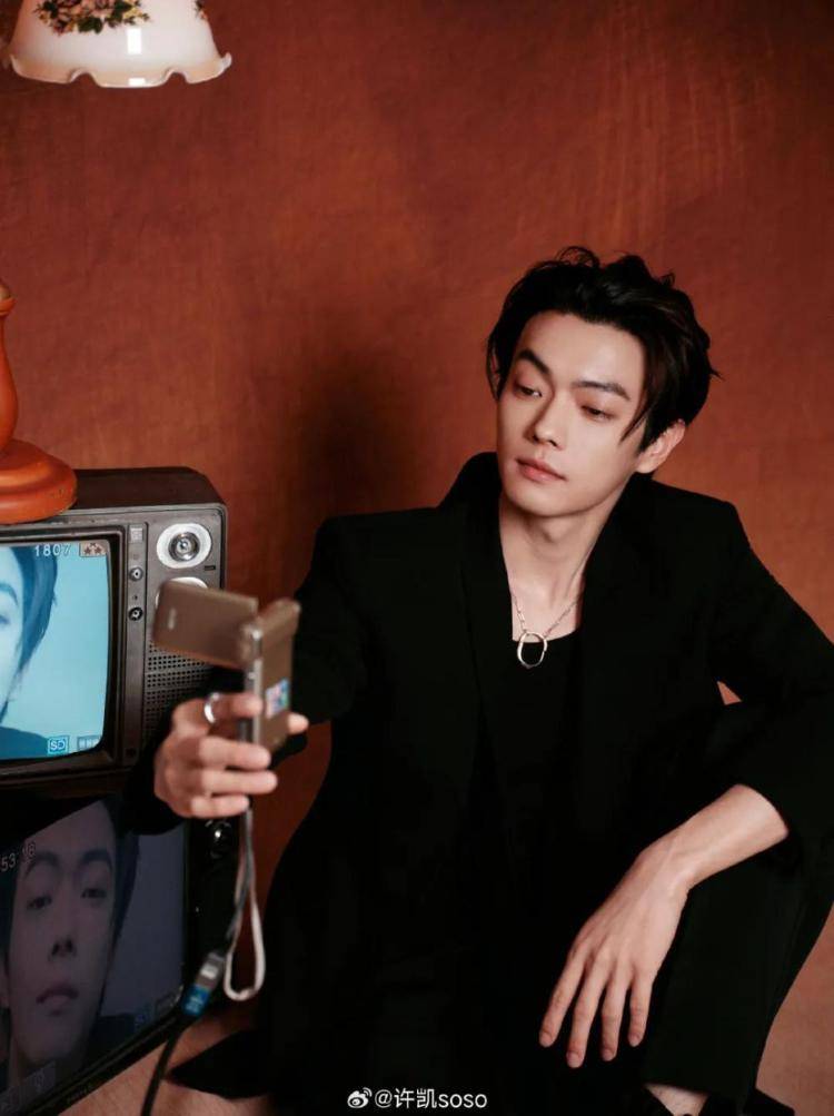 演员许凯被曝长期聚众赌博，一年金额高达百万？警方：已关注此事