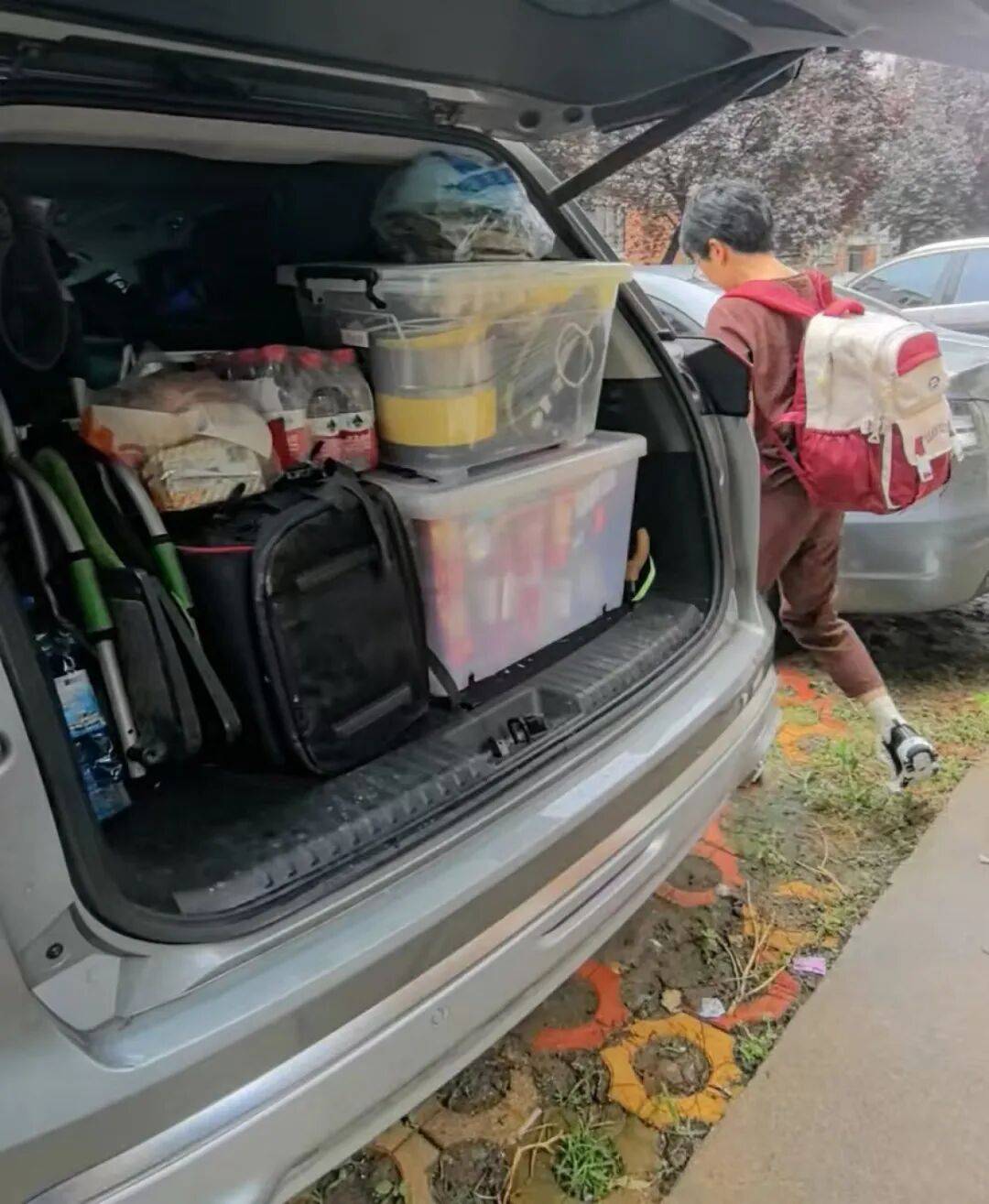 医生断言“活不过2岁”的郑州罕见病女孩，24岁“带伤出征”，开启西藏之行