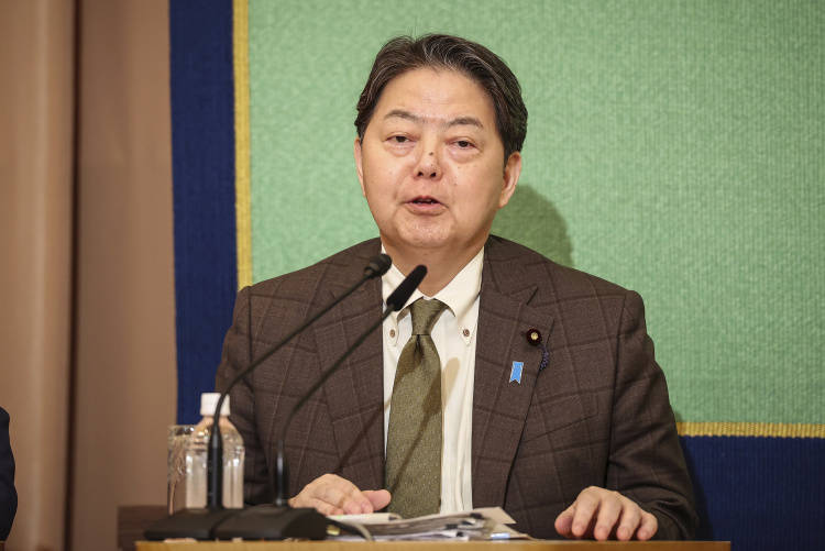 石破茂黯然下台 自民党“双少数”困局谁来破？