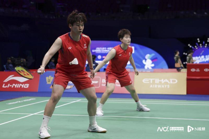 中国羽毛球大师赛于深圳开拍，国羽首日7战4胜